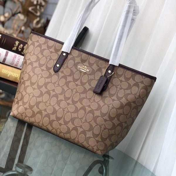 Branded Signature City TOTE Bag With Box Eddition (CH-1152)